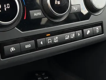 LAND ROVER DISCOVERY SPORT 2.0 AWD (4X4) – AUTOMAT