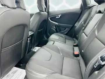 VOLVO V40 2019 2.0D E6 Garantie 12 Luni Rate Avans 0 Doar Cu