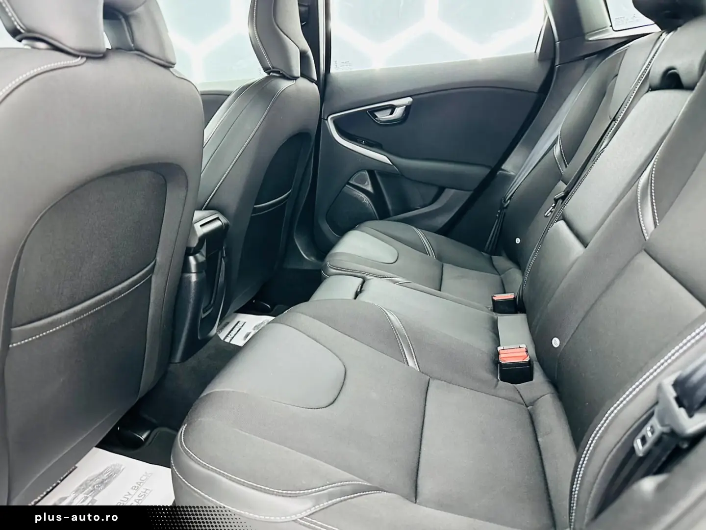 VOLVO V40 2019 2.0D E6 Garantie 12 Luni Rate Avans 0 Doar Cu