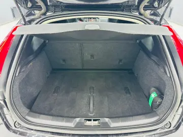 VOLVO V40 2019 2.0D E6 Garantie 12 Luni Rate Avans 0 Doar Cu