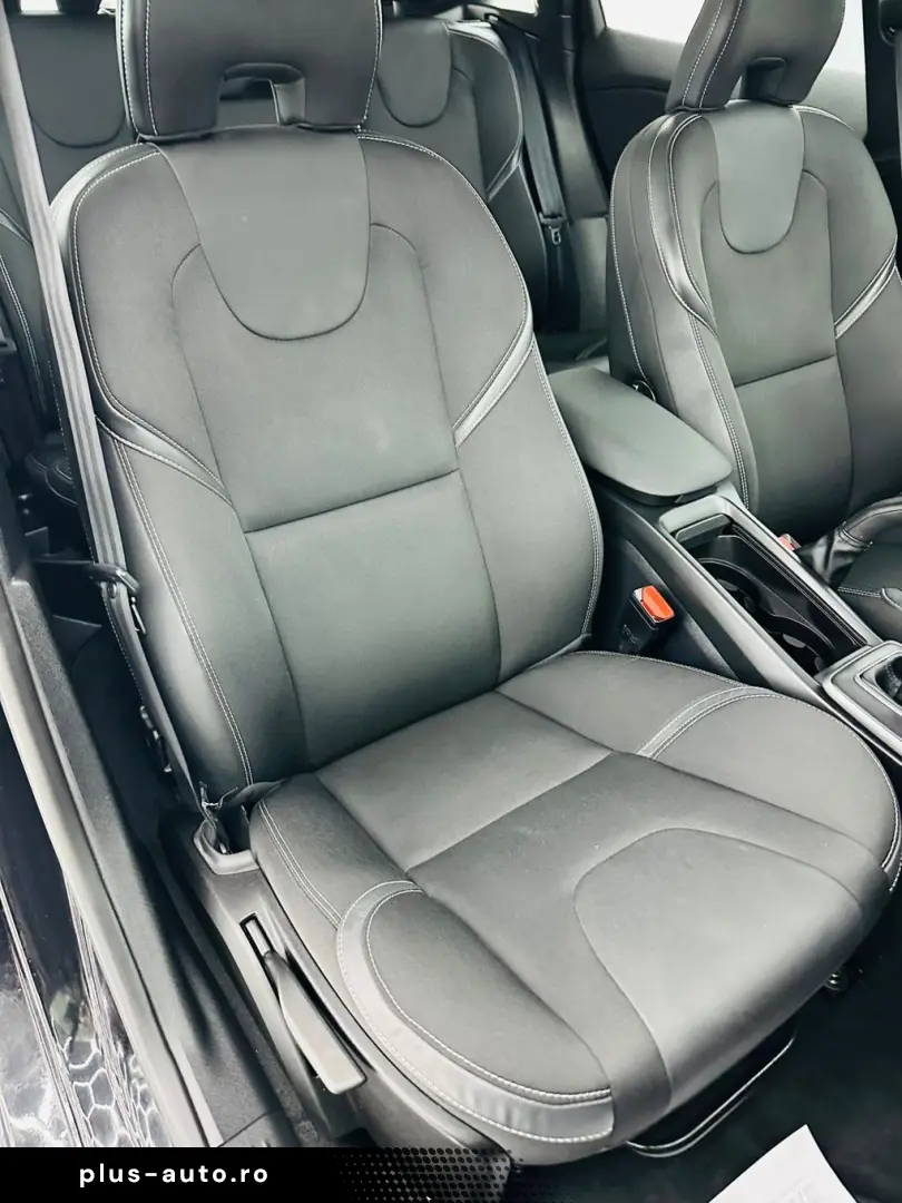 VOLVO V40 2019 2.0D E6 Garantie 12 Luni Rate Avans 0 Doar Cu