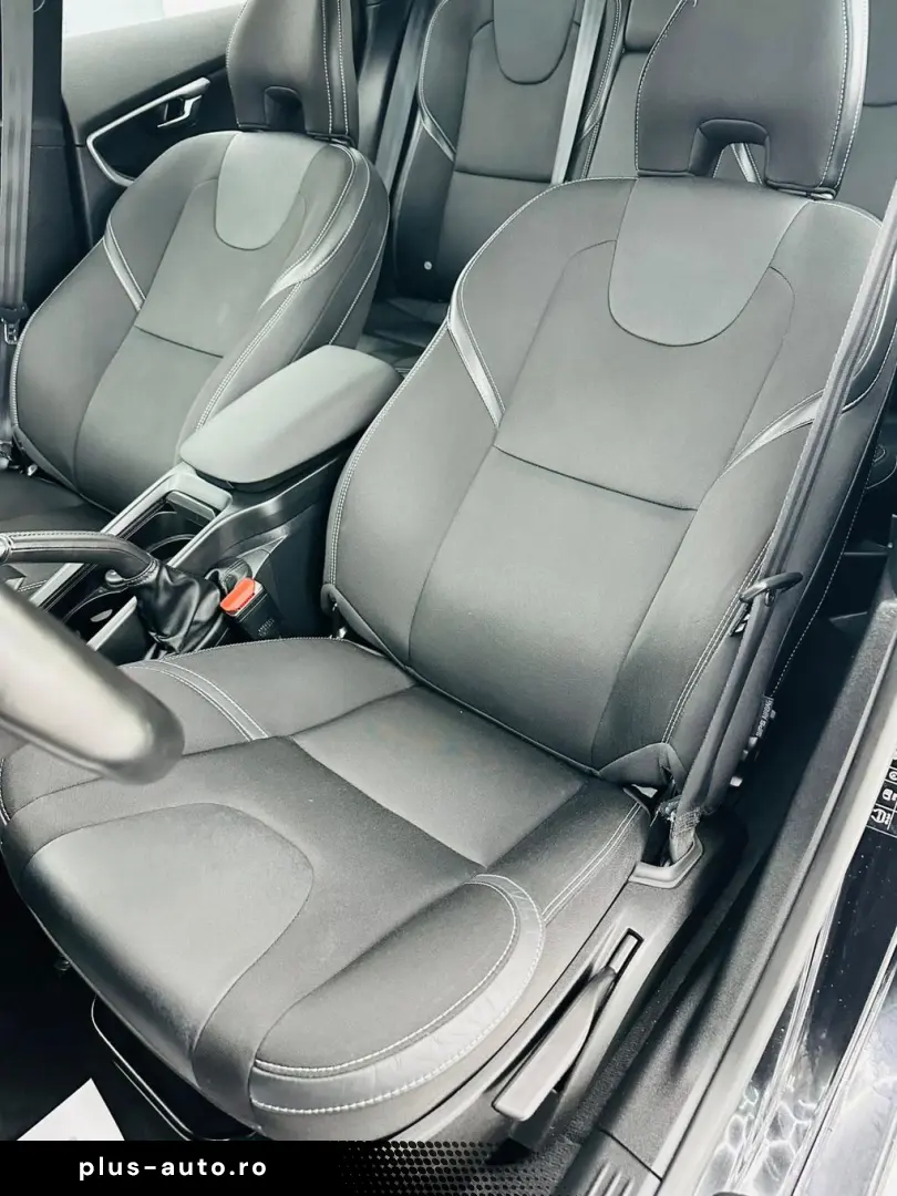 VOLVO V40 2019 2.0D E6 Garantie 12 Luni Rate Avans 0 Doar Cu