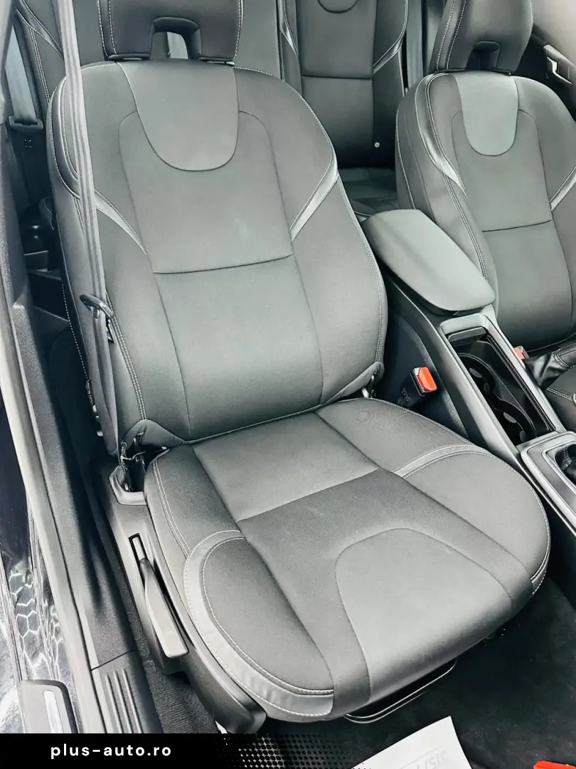 VOLVO V40 2019 2.0D E6 Garantie 12 Luni Rate Avans 0 Doar Cu