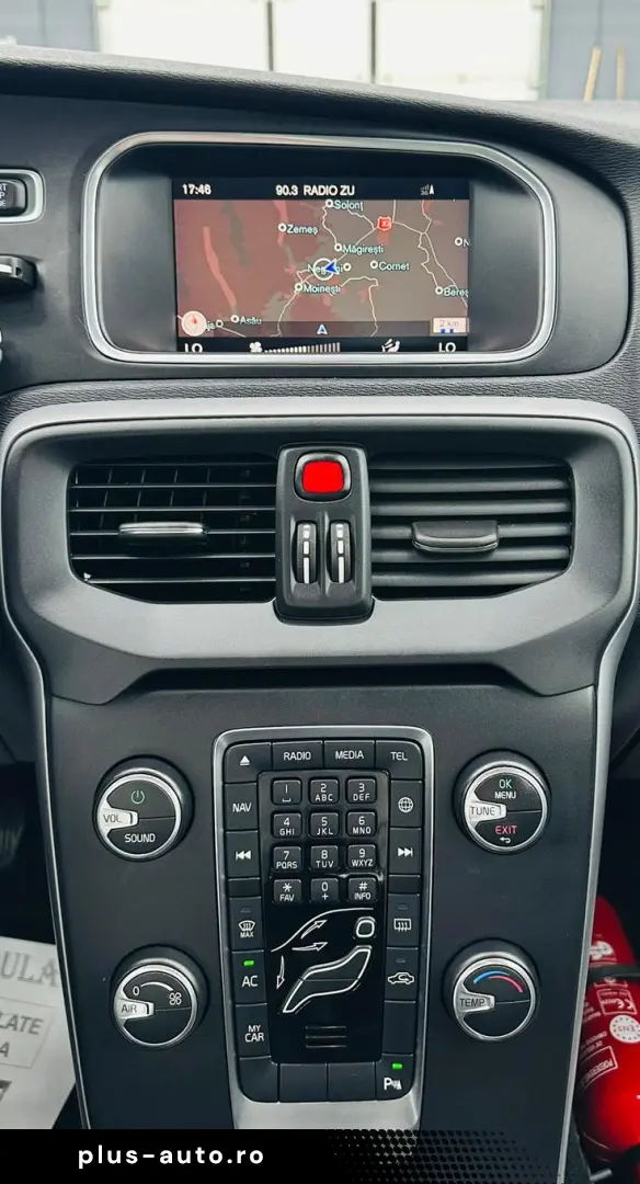 VOLVO V40 2019 2.0D E6 Garantie 12 Luni Rate Avans 0 Doar Cu