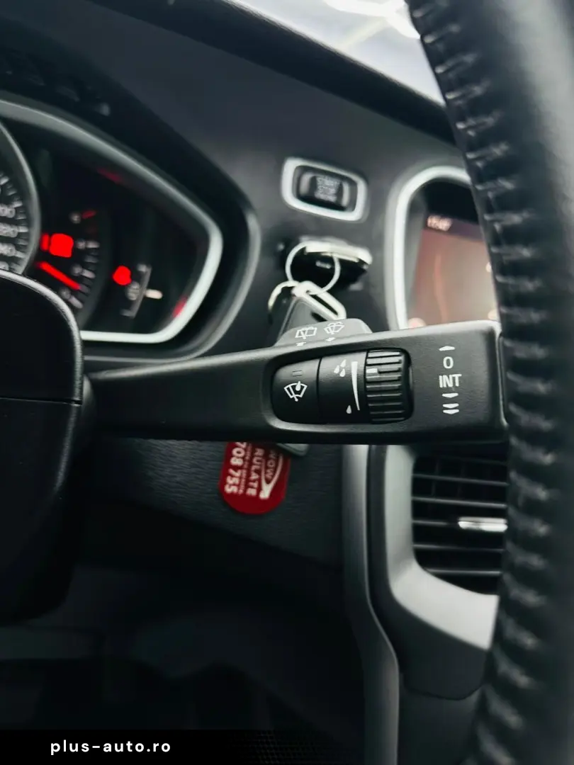 VOLVO V40 2019 2.0D E6 Garantie 12 Luni Rate Avans 0 Doar Cu