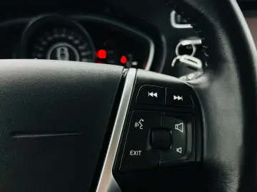 VOLVO V40 2019 2.0D E6 Garantie 12 Luni Rate Avans 0 Doar Cu