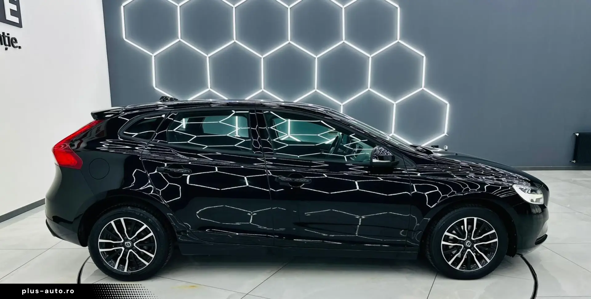 VOLVO V40 2019 2.0D E6 Garantie 12 Luni Rate Avans 0 Doar Cu