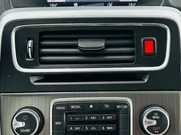 VOLVO V60 2012 2.0D E5 Garantie 12 Luni Rate Avans 0 Doar Cu