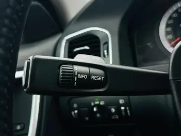 VOLVO V60 2012 2.0D E5 Garantie 12 Luni Rate Avans 0 Doar Cu