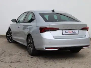 Skoda Octavia Selection 2025