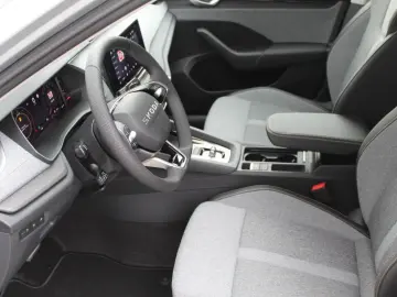 Skoda Octavia Selection 2025