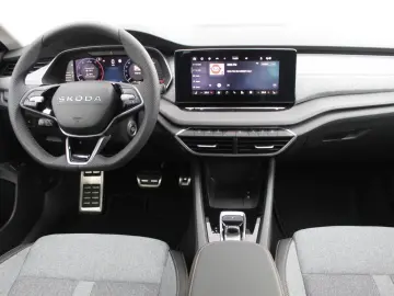 Skoda Octavia Selection 2025