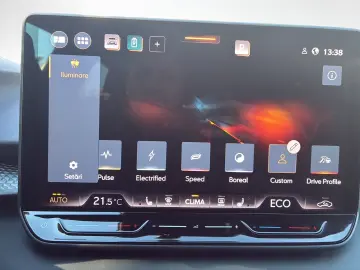 Cupra Terramar 2025 plug-in