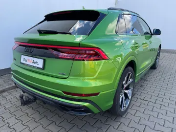 Audi Q8 S-line 286 CP