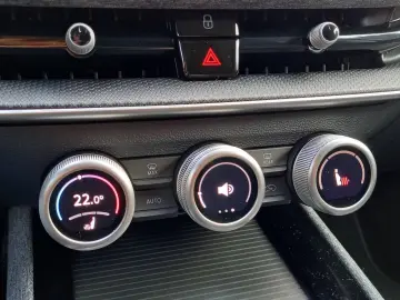 Skoda Superb Selection 4x4 - 2025 - 193CP