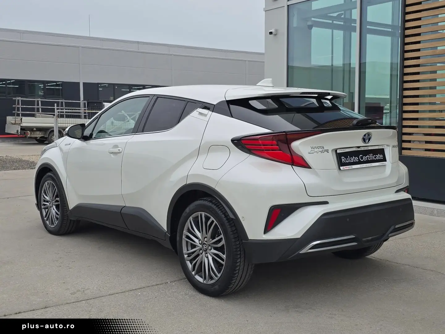 TOYOTA C-HR Hybrid  -  2.0 - 184 CP Classy