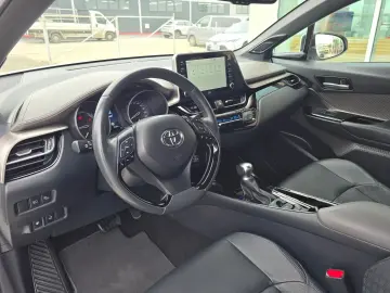 TOYOTA C-HR Hybrid  -  2.0 - 184 CP Classy