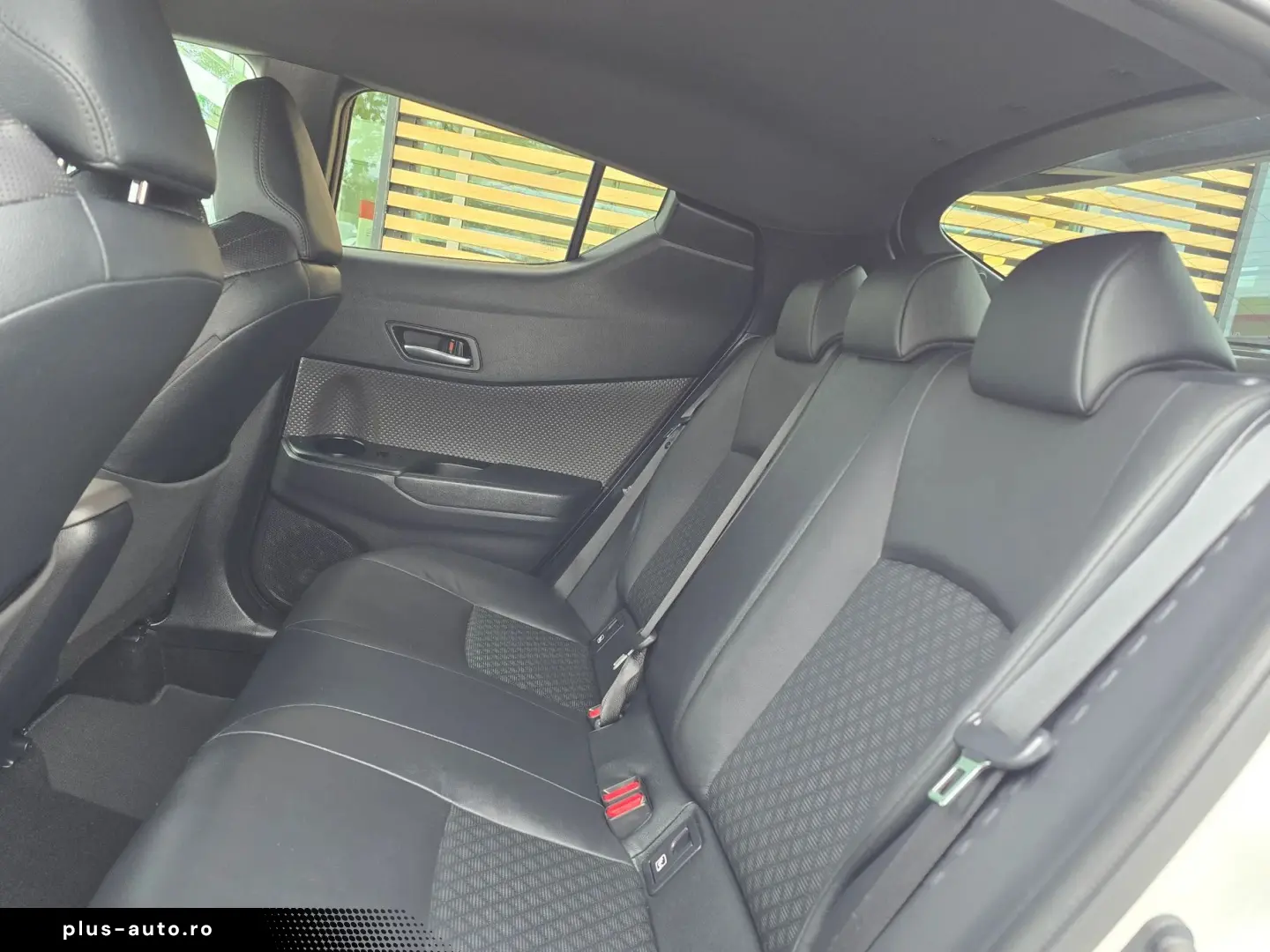 TOYOTA C-HR Hybrid  -  2.0 - 184 CP Classy