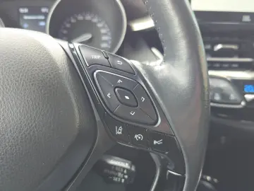 TOYOTA C-HR Hybrid  -  2.0 - 184 CP Classy