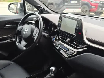 TOYOTA C-HR Hybrid  -  2.0 - 184 CP Classy
