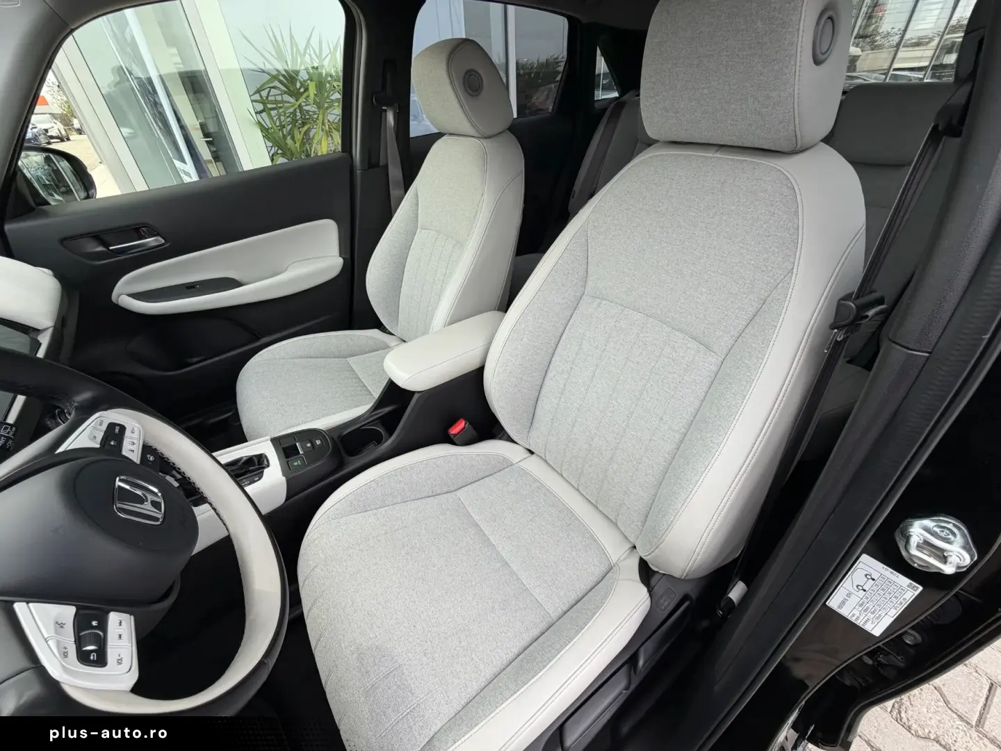 HONDA JAZZ 1.5 e HEV Executive   Car No 129