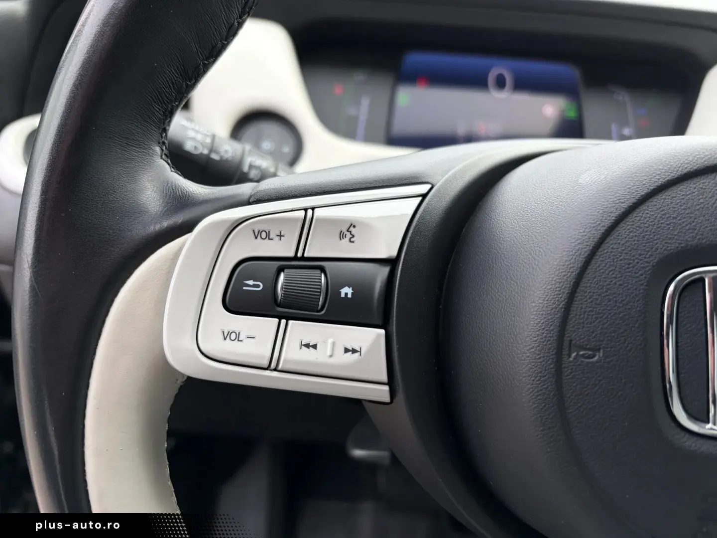 HONDA JAZZ 1.5 e HEV Executive   Car No 129