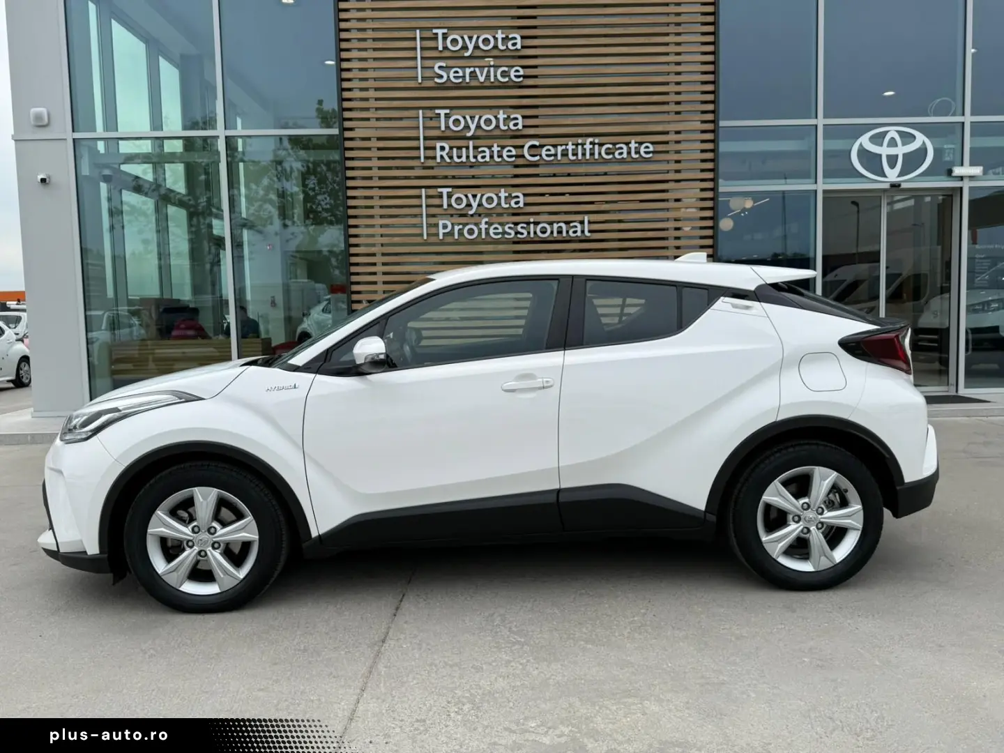 Toyota C-HR C-enter 1.8 Hybrid 122  CP