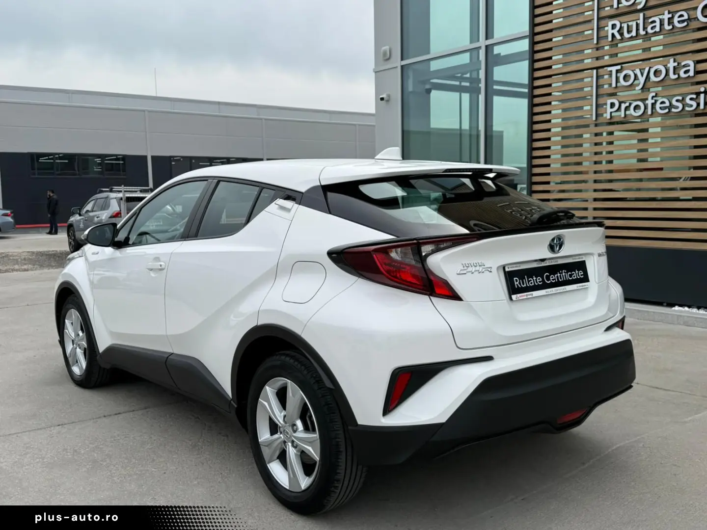Toyota C-HR C-enter 1.8 Hybrid 122  CP