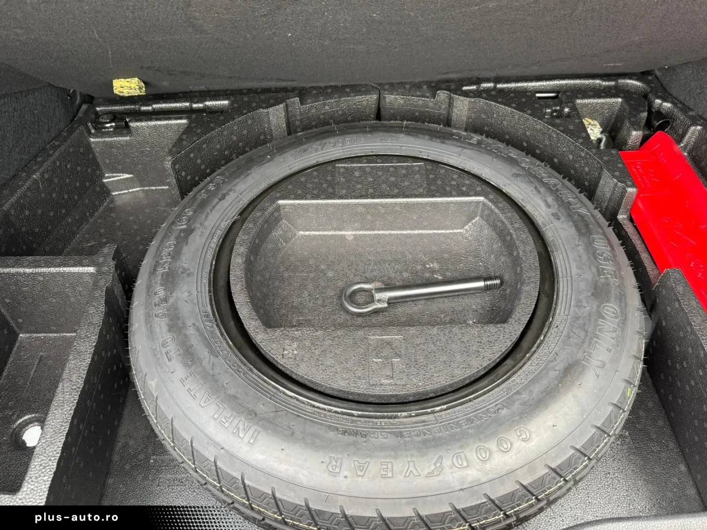 Toyota C-HR C-enter 1.8 Hybrid 122  CP