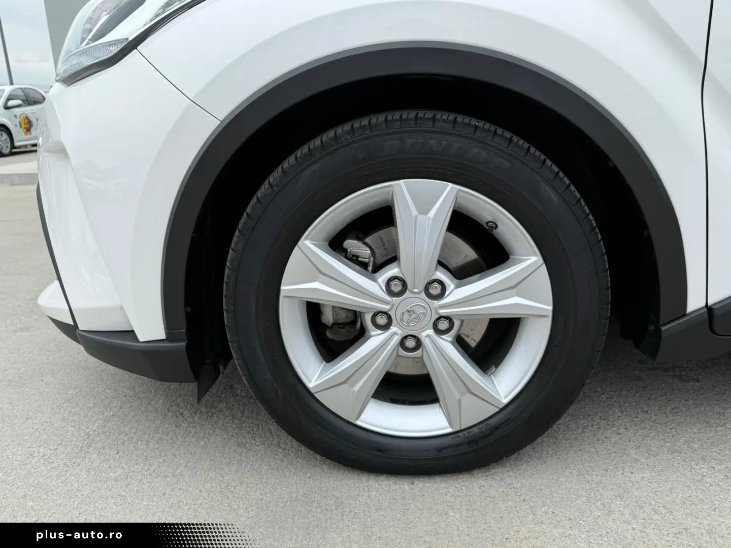 Toyota C-HR C-enter 1.8 Hybrid 122  CP