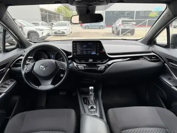 Toyota C-HR C-enter 1.8 Hybrid 122  CP