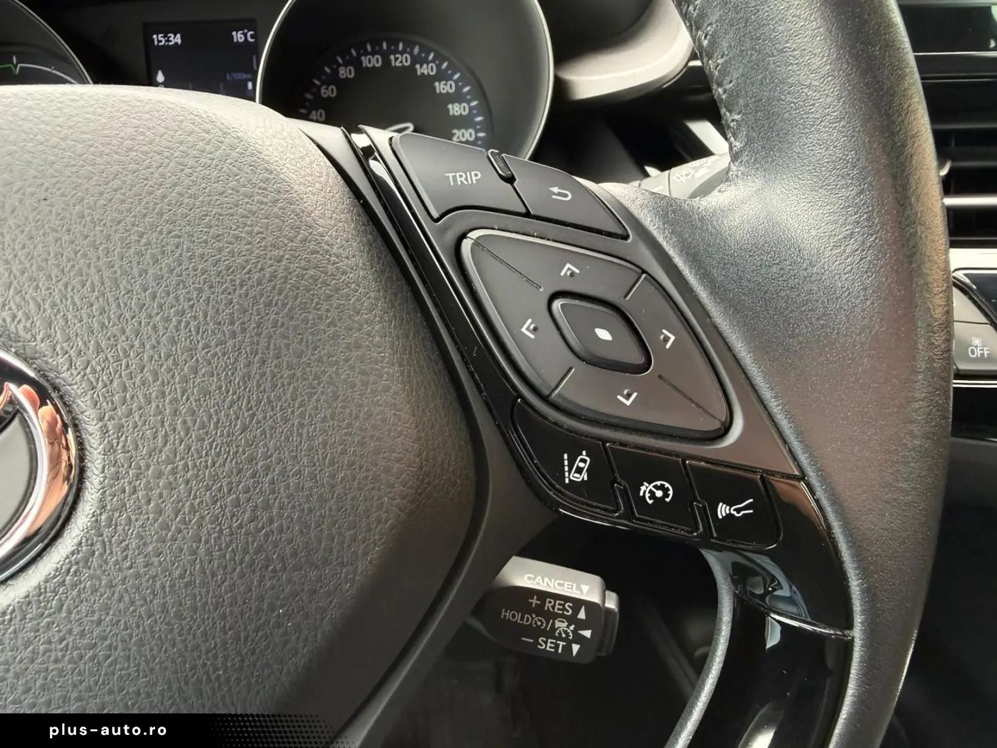 Toyota C-HR C-enter 1.8 Hybrid 122  CP