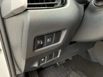 Toyota C-HR C-enter 1.8 Hybrid 122  CP