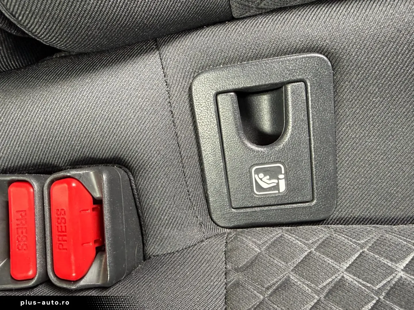 Toyota C-HR C-enter 1.8 Hybrid 122  CP