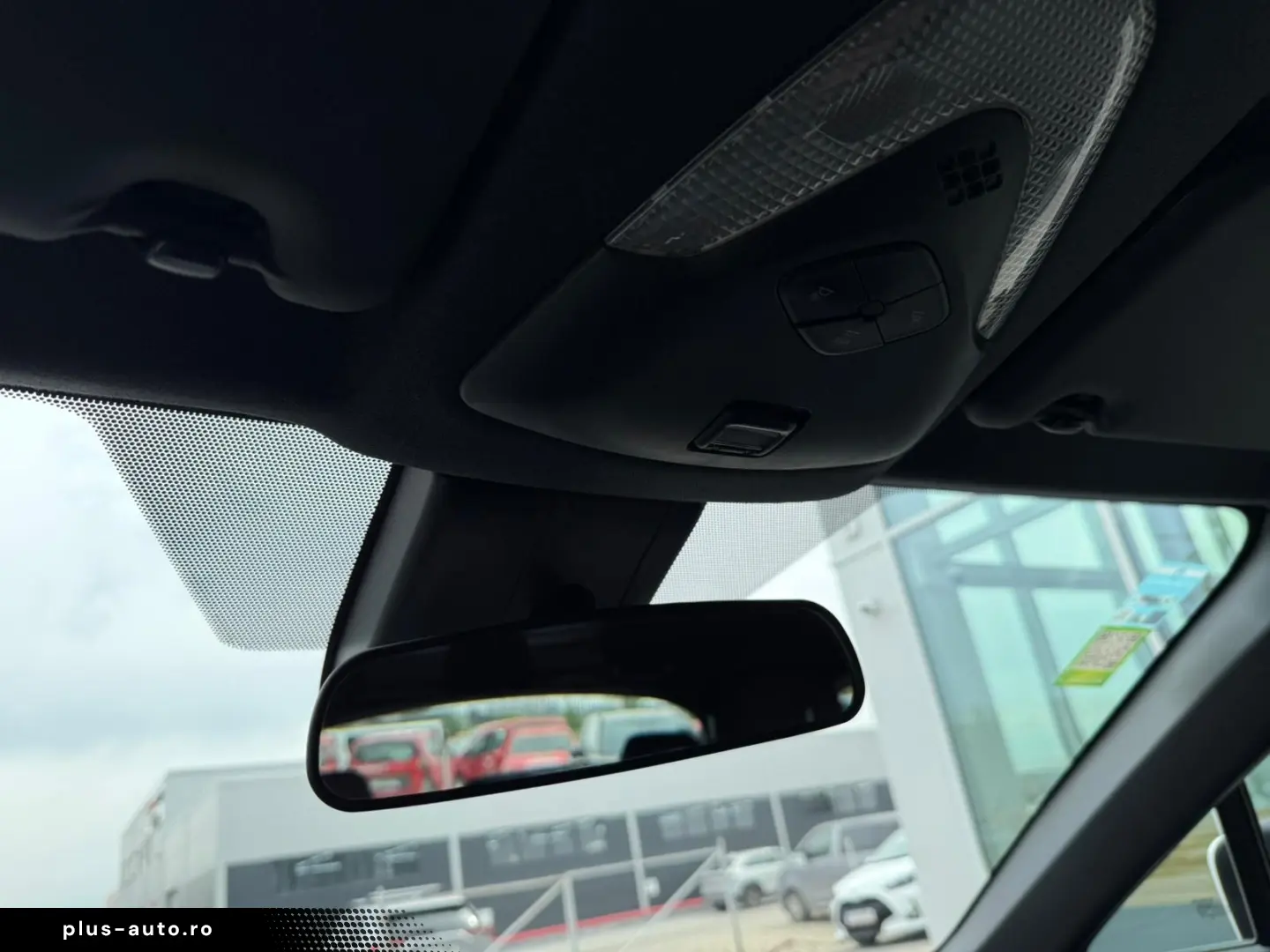 Toyota C-HR C-enter 1.8 Hybrid 122  CP