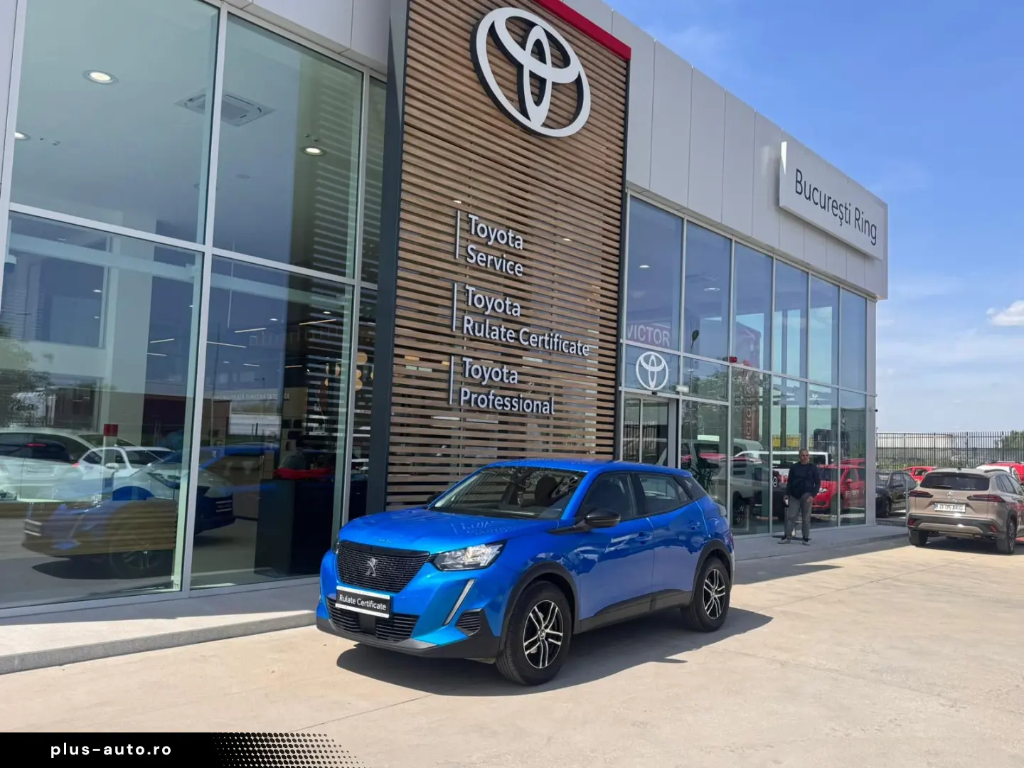 PEUGEOT 2008 1.2 PureTech 100 CP MT6 Allure