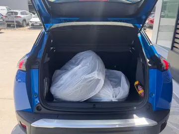 PEUGEOT 2008 1.2 PureTech 100 CP MT6 Allure