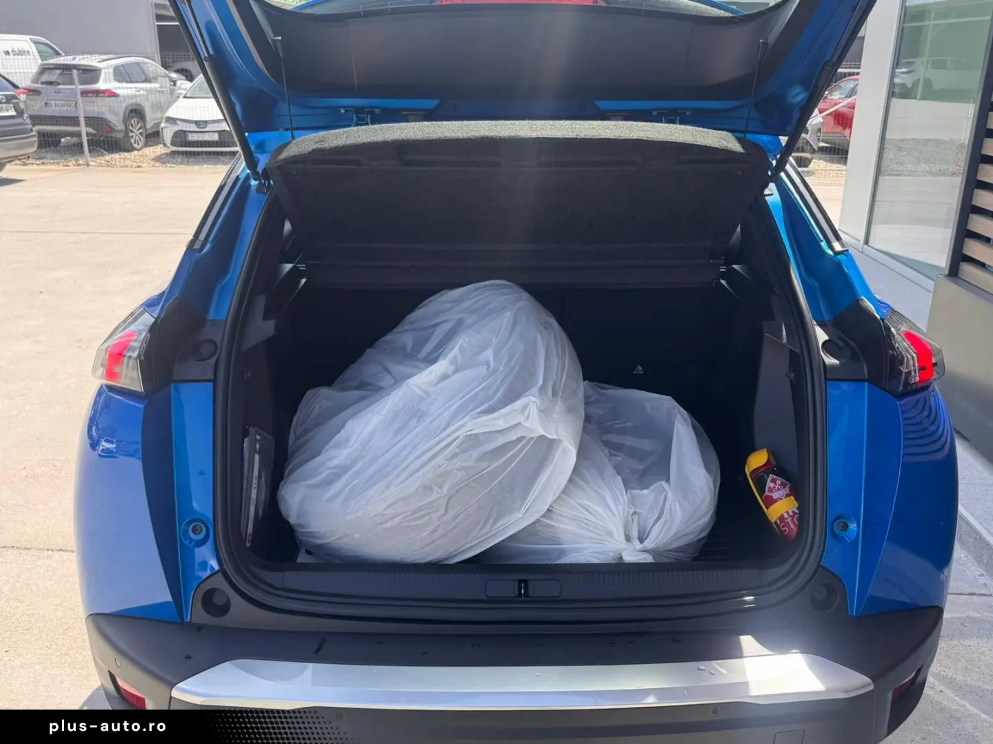 PEUGEOT 2008 1.2 PureTech 100 CP MT6 Allure