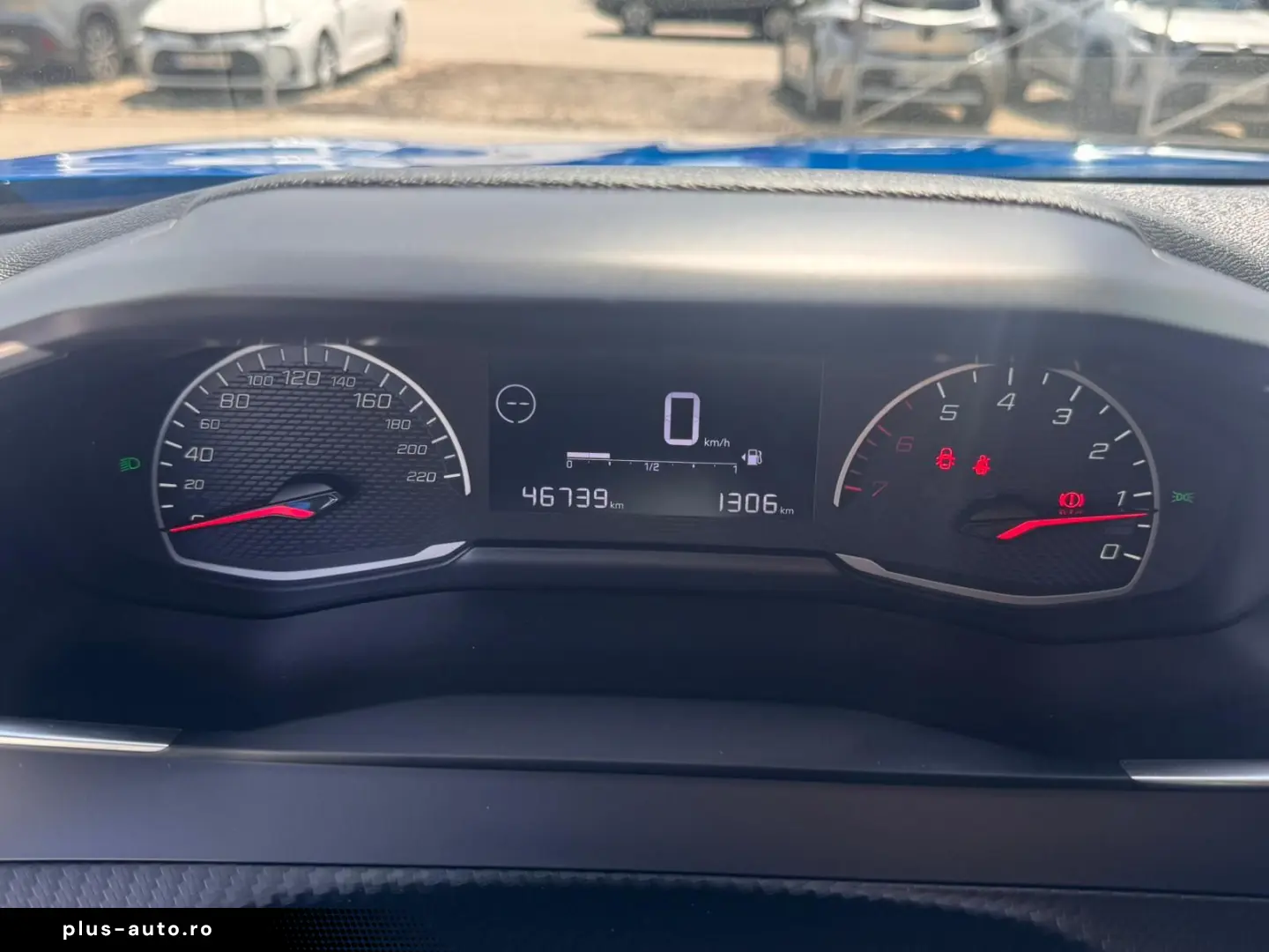 PEUGEOT 2008 1.2 PureTech 100 CP MT6 Allure