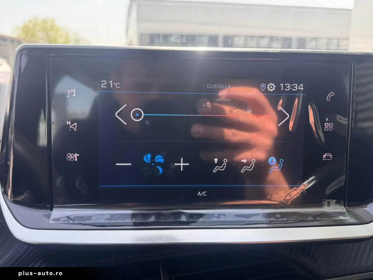 PEUGEOT 2008 1.2 PureTech 100 CP MT6 Allure