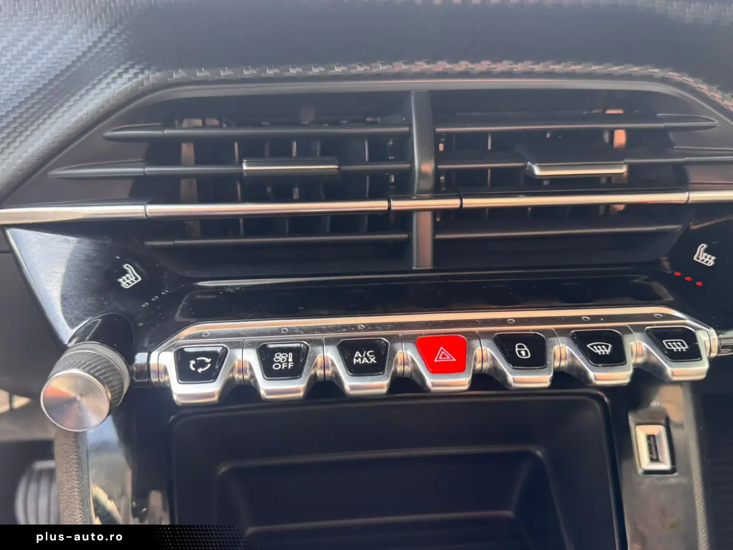 PEUGEOT 2008 1.2 PureTech 100 CP MT6 Allure