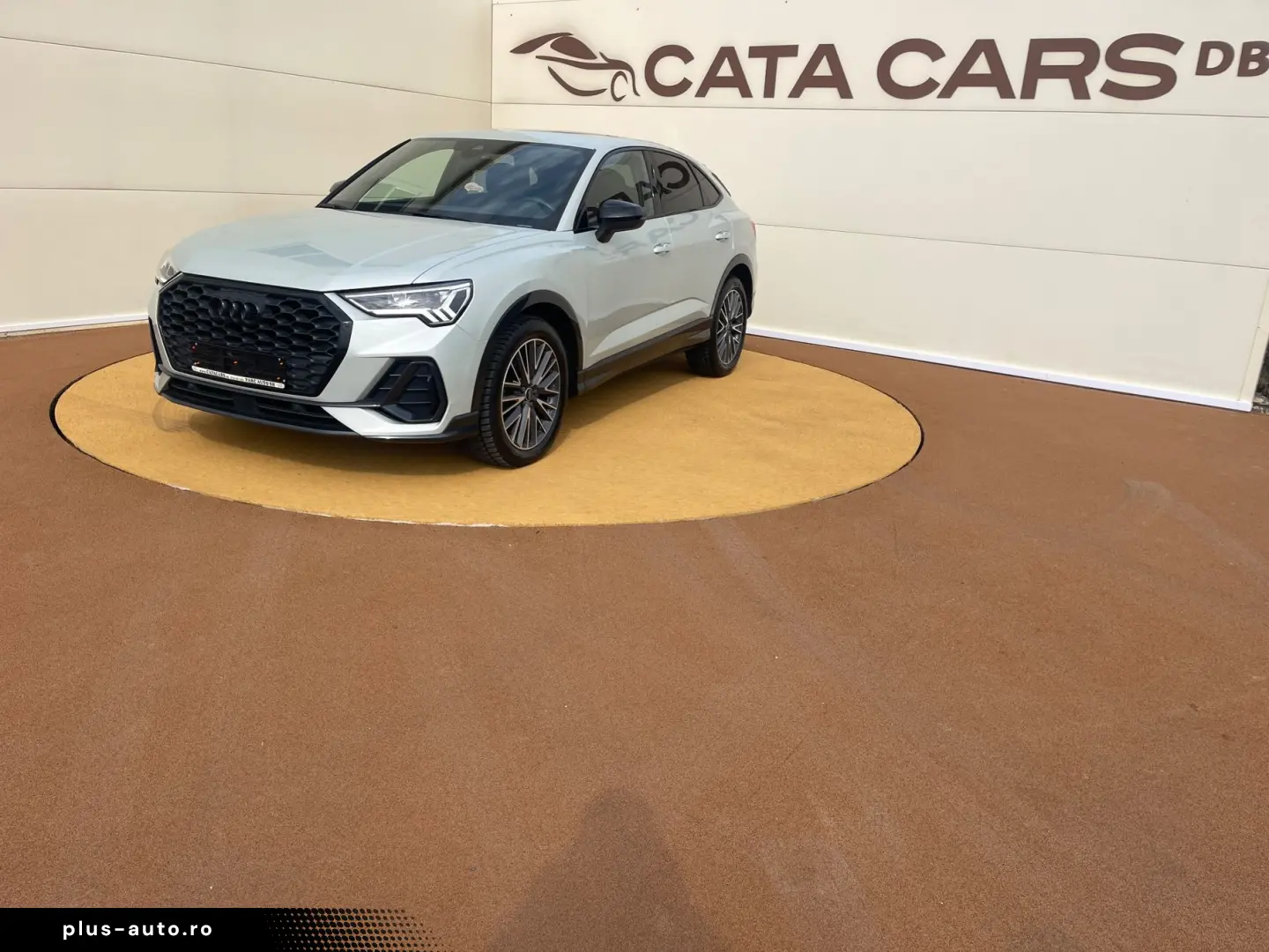 Audi Q3 SPORTBACK  150CP  LED  Cockpit  Camera  Keyless  Pie