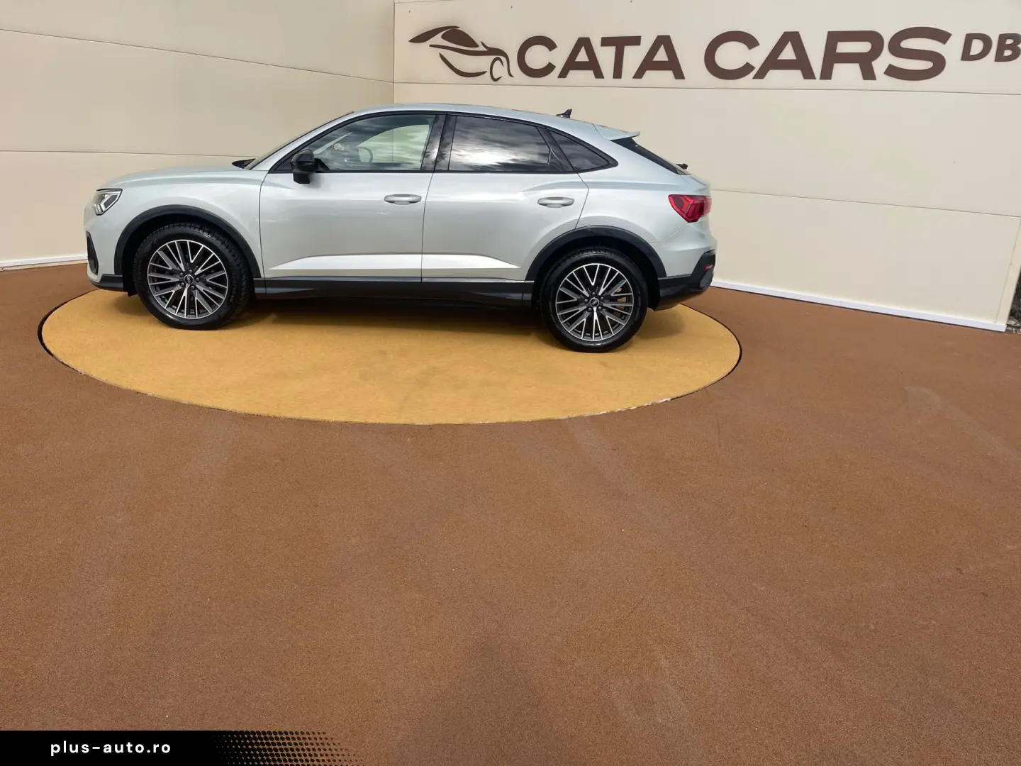 Audi Q3 SPORTBACK  150CP  LED  Cockpit  Camera  Keyless  Pie