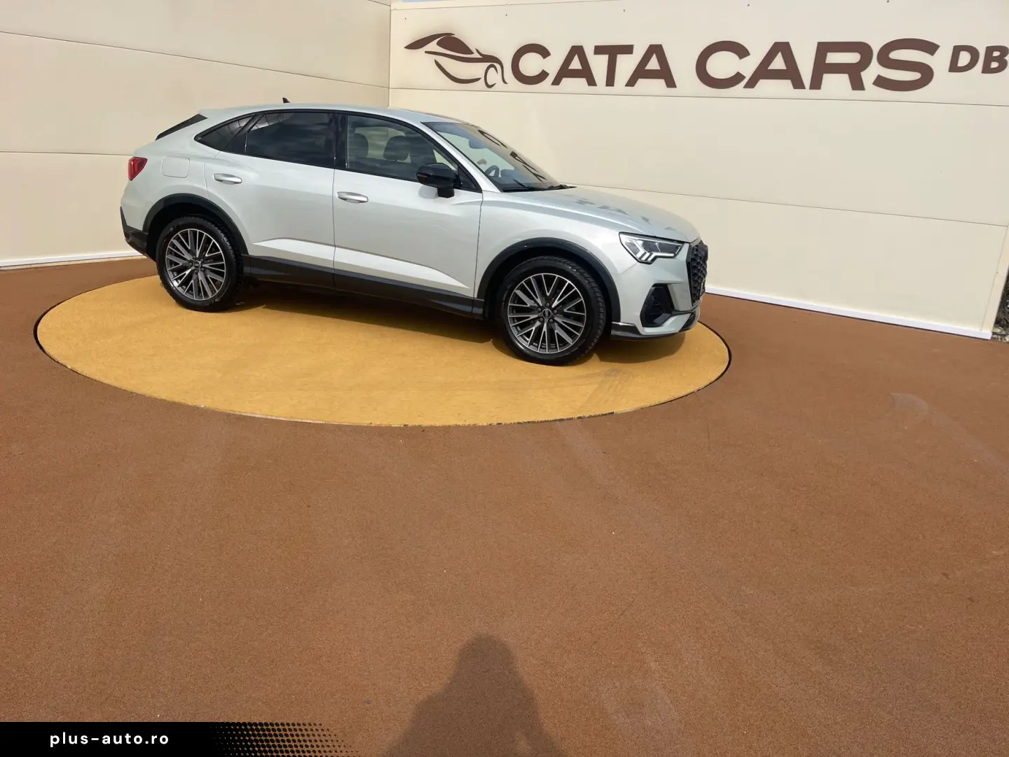 Audi Q3 SPORTBACK  150CP  LED  Cockpit  Camera  Keyless  Pie