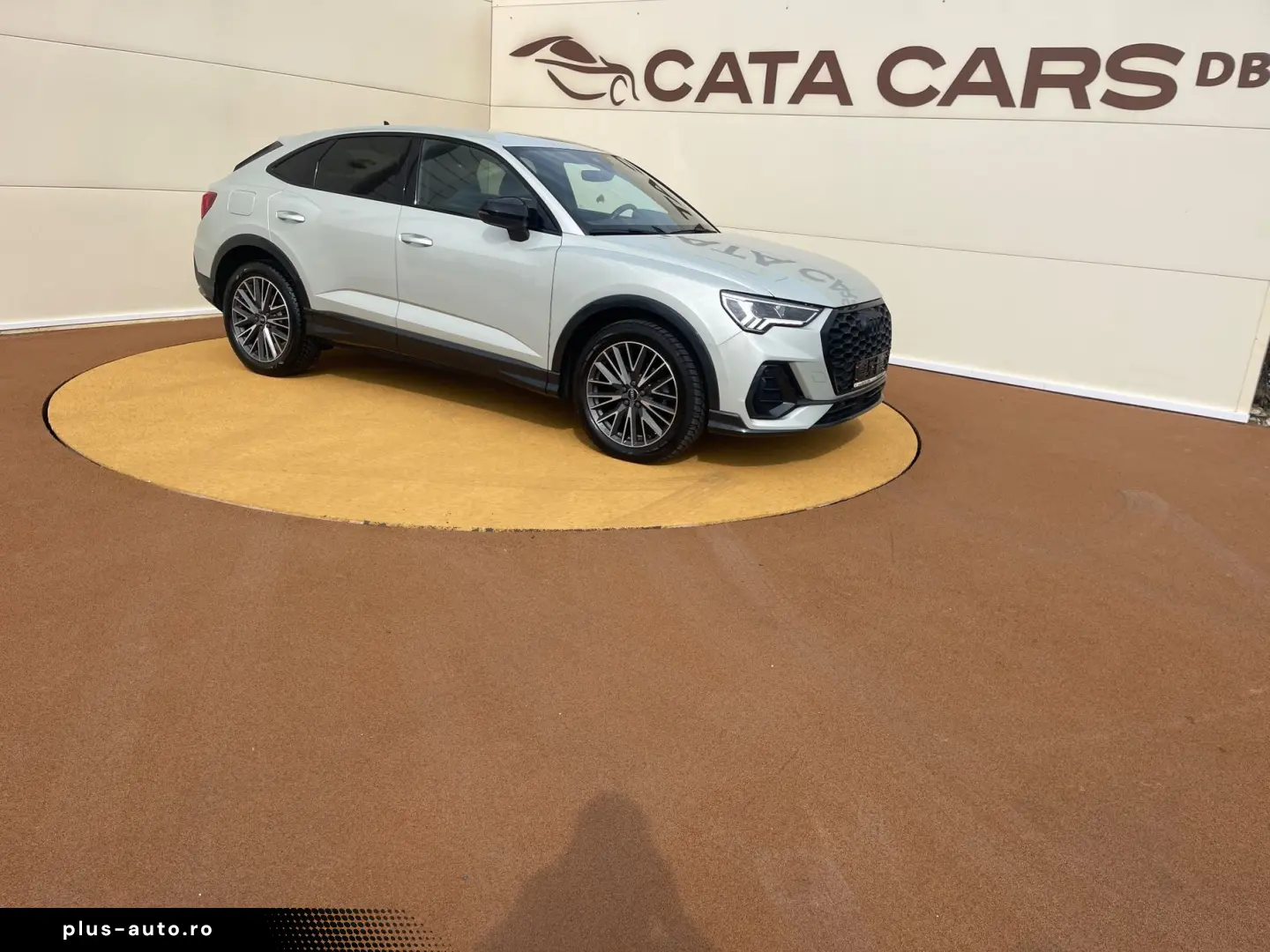 Audi Q3 SPORTBACK  150CP  LED  Cockpit  Camera  Keyless  Pie