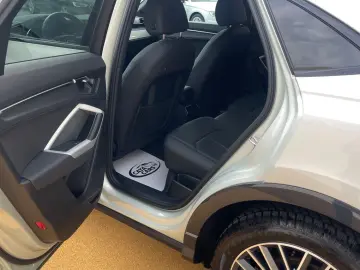 Audi Q3 SPORTBACK  150CP  LED  Cockpit  Camera  Keyless  Pie