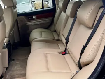 Land-Rover Range-Rover-Sport