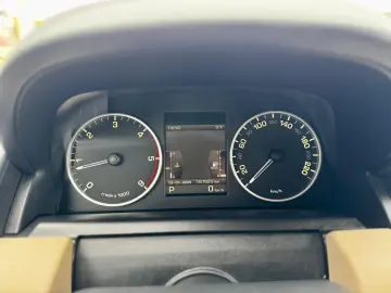 Land-Rover Range-Rover-Sport