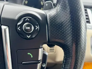 Land-Rover Range-Rover-Sport