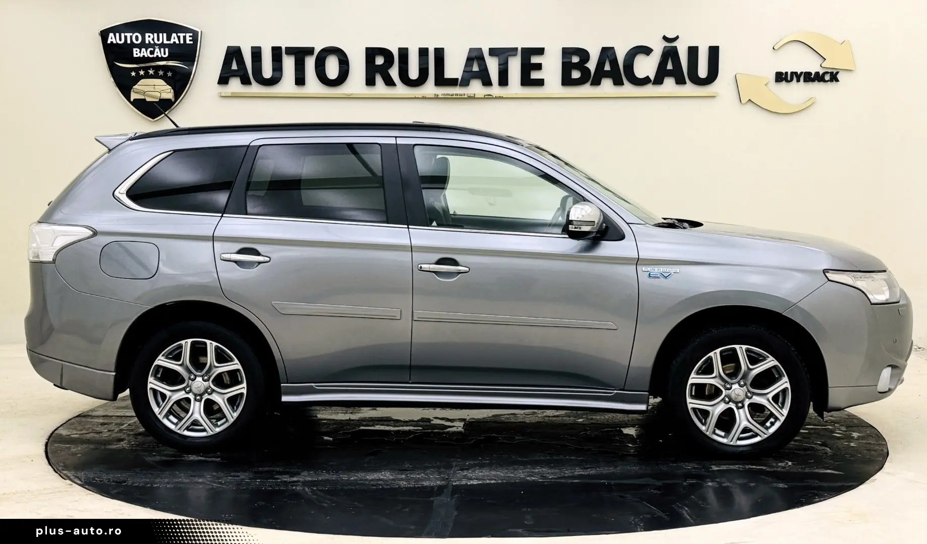 Mitsubishi Outlander 2.0 Benzina Hybrid 4x4 200CP 2013 12 Eu